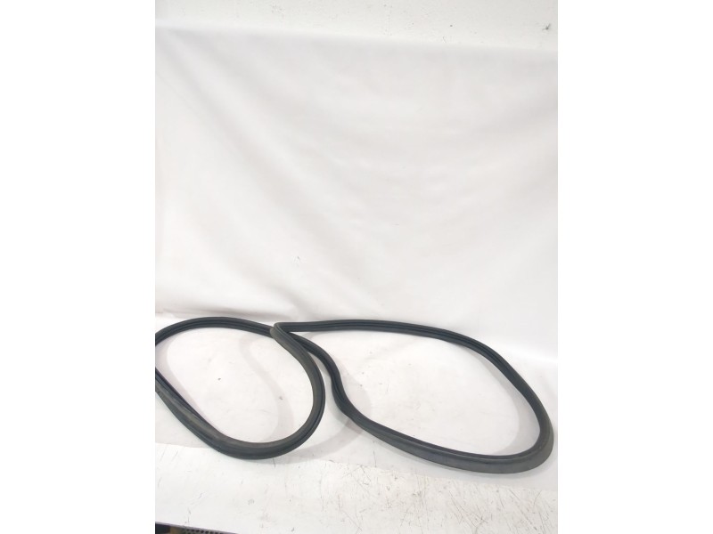 Recambio de goma contorno para ford puma (j2k, cf7) 1.0 ecoboost referencia OEM IAM S404A07  