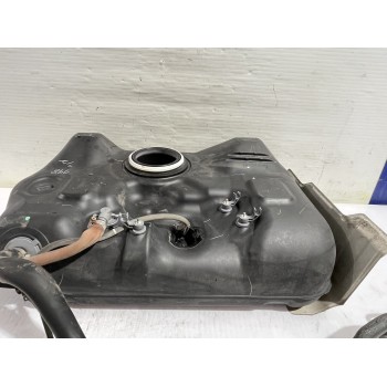 Recambio de deposito combustible para toyota prius (nhw20) basis referencia OEM IAM 7700147051  
