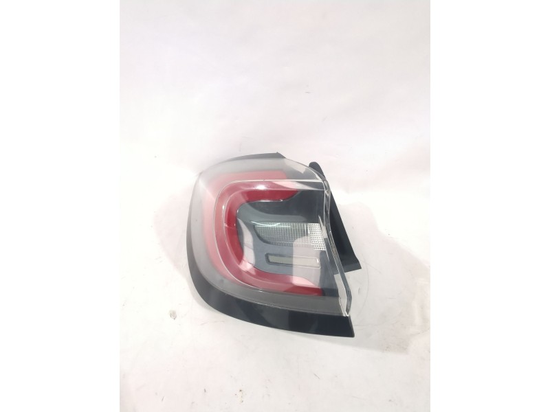 Recambio de piloto trasero izquierdo para ford puma (j2k, cf7) 1.0 ecoboost referencia OEM IAM 2579088  