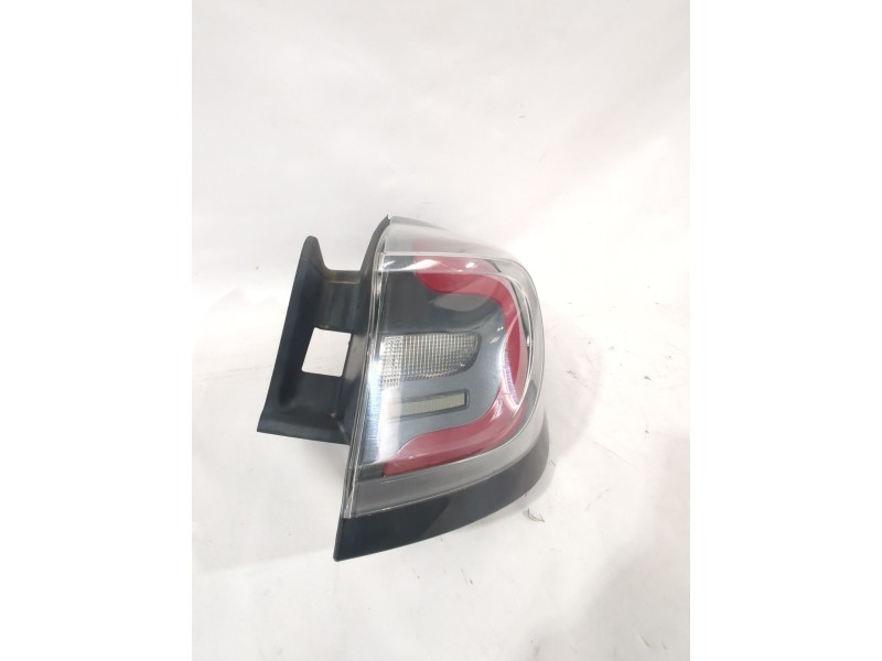 Recambio de piloto trasero derecho para ford puma (j2k, cf7) 1.0 ecoboost referencia OEM IAM 2579082  