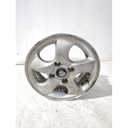 Recambio de llanta para kia carens 2.0 turbodiesel cat referencia OEM IAM K9965R46050  