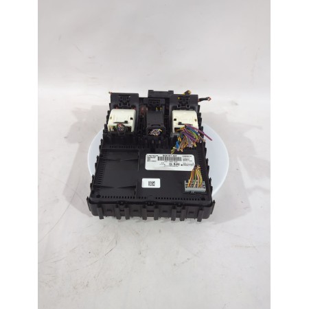 Recambio de caja reles / fusibles para ford puma (j2k, cf7) 1.0 ecoboost referencia OEM IAM LU5T15604BJAE  