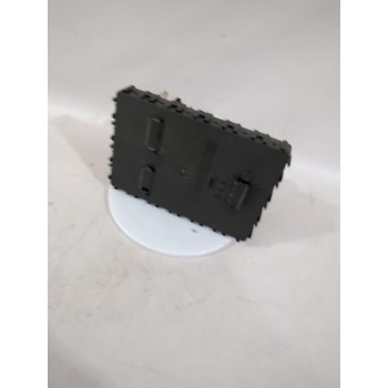 Recambio de caja reles / fusibles para ford puma (j2k, cf7) 1.0 ecoboost referencia OEM IAM LU5T15604BJAE  