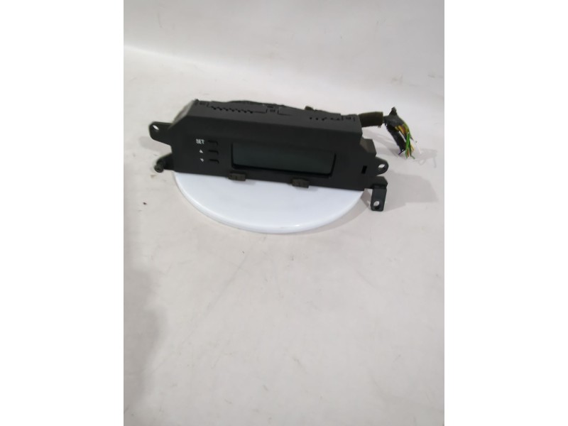 Recambio de pantalla multifuncion para hyundai i20 i (pb, pbt) 1.2 referencia OEM IAM 941021J320  