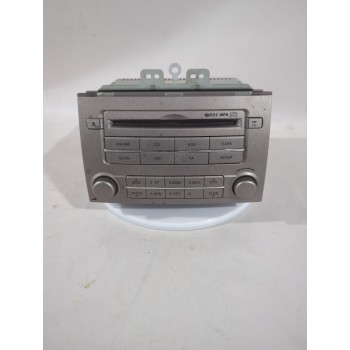 Recambio de sistema audio / radio cd para hyundai i20 i (pb, pbt) 1.2 referencia OEM IAM 61013813 / 961001J211  