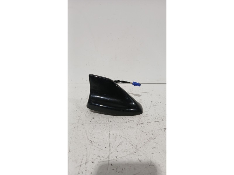 Recambio de antena para ford puma (j2k, cf7) 1.0 ecoboost referencia OEM IAM LCPT19K351  