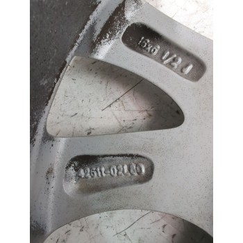 Recambio de llanta para toyota auris touring sports (e18) active referencia OEM IAM 4261102L80  