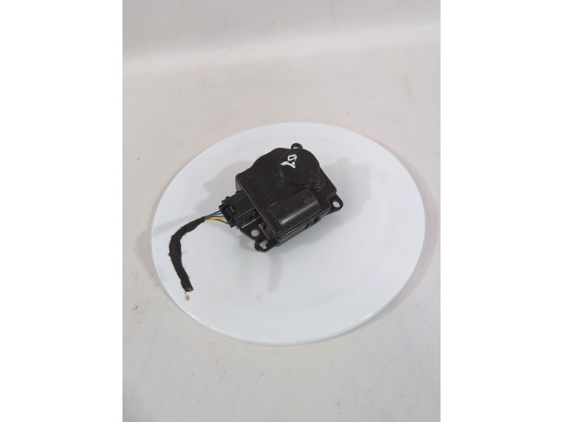 Recambio de motor apertura trampilla para ford puma (j2k, cf7) 1.0 ecoboost referencia OEM IAM AV1119E616FA  