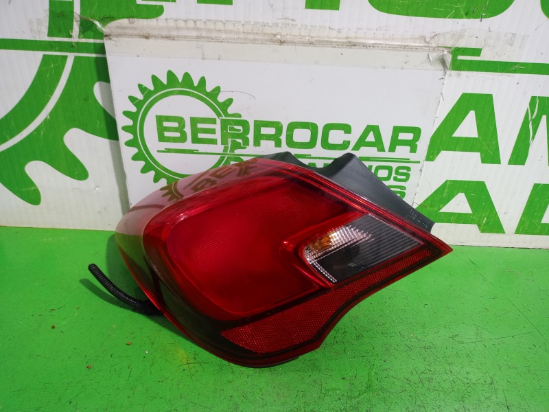 Recambio de piloto trasero izquierdo para opel corsa e expression referencia OEM IAM 13428455  
