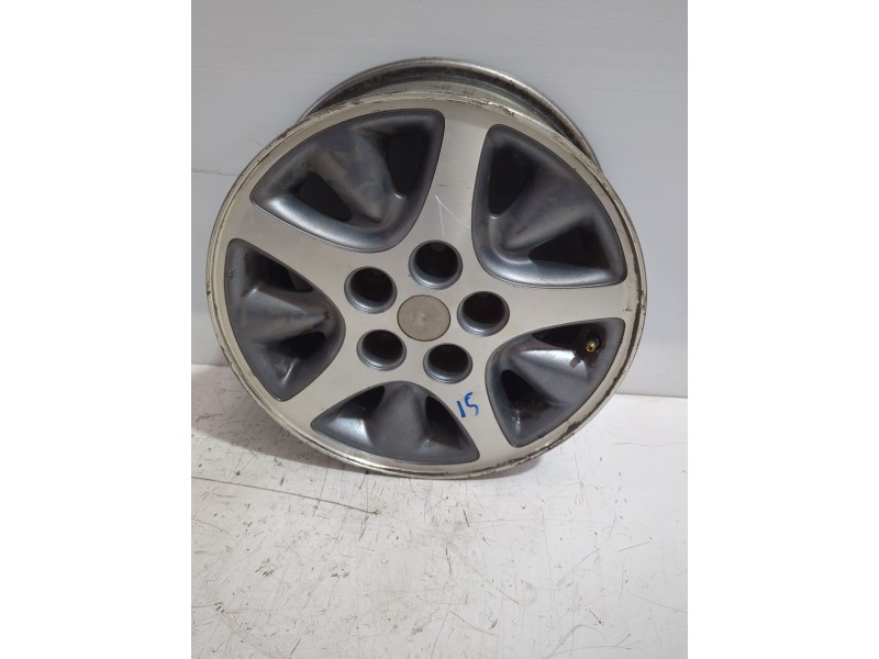 Recambio de llanta para chrysler voyager (gs) 2.5 td family referencia OEM IAM ZC95TRMAA/15X65JT  