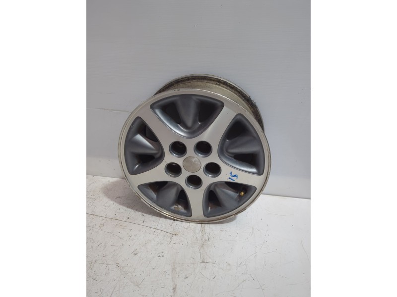 Recambio de llanta para chrysler voyager (gs) 2.5 td family referencia OEM IAM ZC95TRMAA/15X65JT  