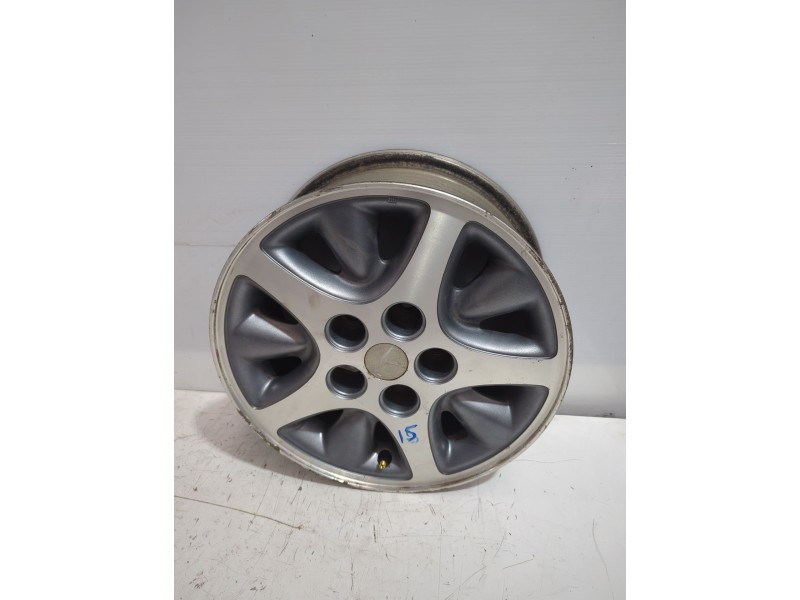 Recambio de llanta para chrysler voyager (gs) 2.5 td family referencia OEM IAM ZC95TRMAA/15X65JT  