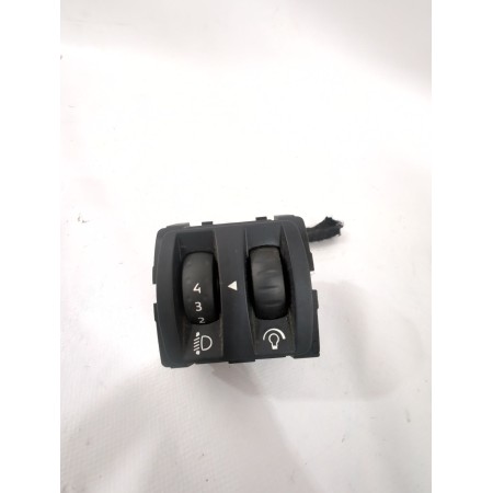 Recambio de mando luces para renault clio iv (bh_) 0.9 tce 90 referencia OEM IAM 251900567R  