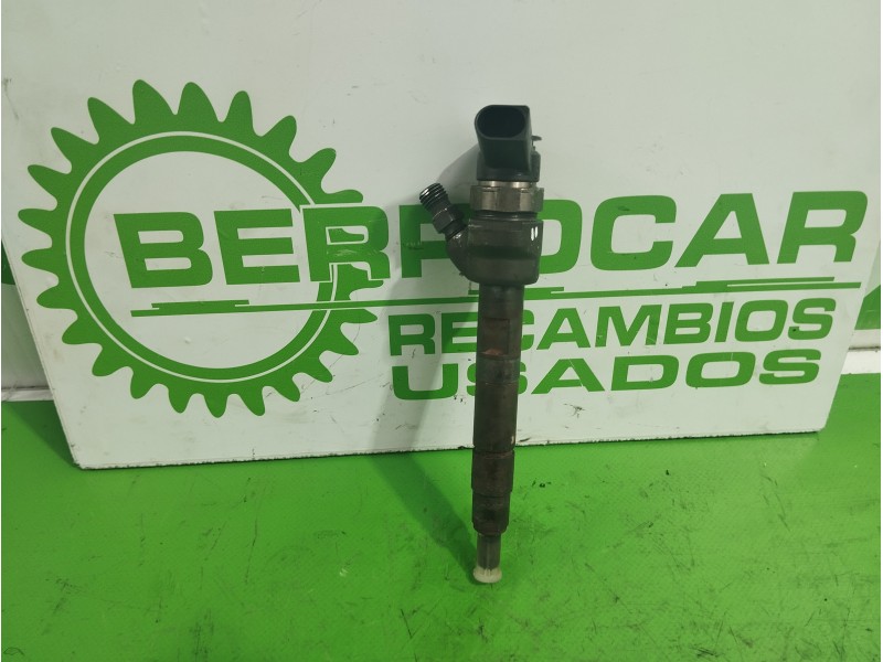Recambio de inyector para bmw serie 3 touring (e91) 2.0 16v referencia OEM IAM 0445110289  