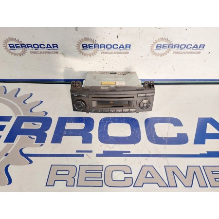 Recambio de sistema audio / radio cd para mercedes-benz clase a (w169) 1.7 cat referencia OEM IAM A1698200786002  
