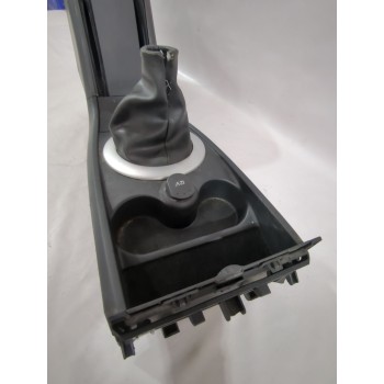 Recambio de consola central para renault megane ii sedán (lm0/1_) 1.5 dci (lm1f) referencia OEM IAM 8200079091/820079090  