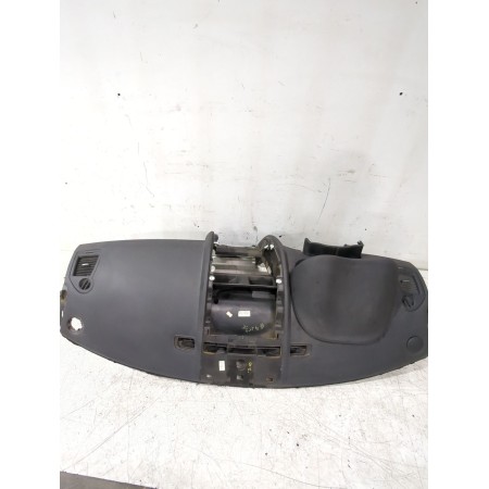 Recambio de salpicadero para renault megane ii sedán (lm0/1_) 1.5 dci (lm1f) referencia OEM IAM 8200502385  
