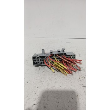 Recambio de caja reles / fusibles para renault megane ii sedán (lm0/1_) 1.5 dci (lm1f) referencia OEM IAM 8200338695  