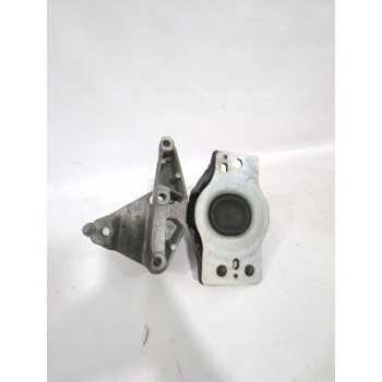 SOPORTE MOTOR DERECHO 8200437464 