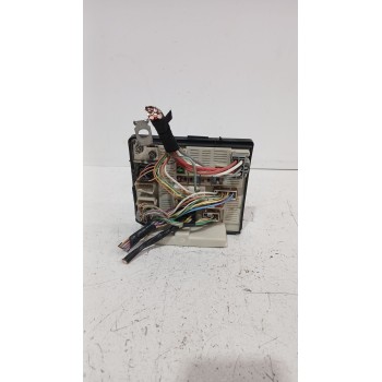 Recambio de caja reles / fusibles para renault megane ii sedán (lm0/1_) 1.5 dci (lm1f) referencia OEM IAM 8200481866  