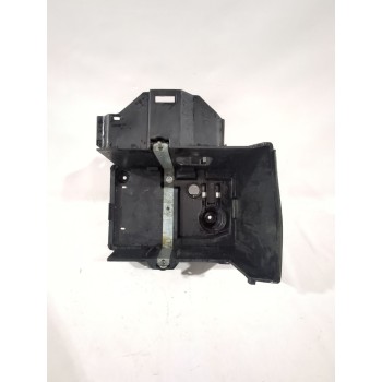 Recambio de soporte bateria para volvo c30 (533) 1.8 referencia OEM IAM 30667940  