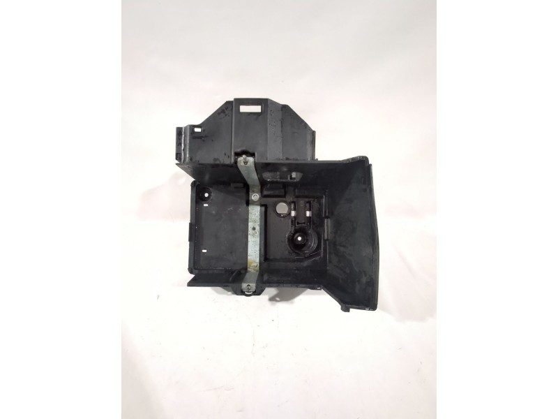 Recambio de soporte bateria para volvo c30 (533) 1.8 referencia OEM IAM 30667940  