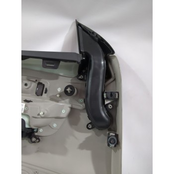 Recambio de guarnecido puerta delantera derecha para volvo c30 (533) 1.8 referencia OEM IAM 39860678  