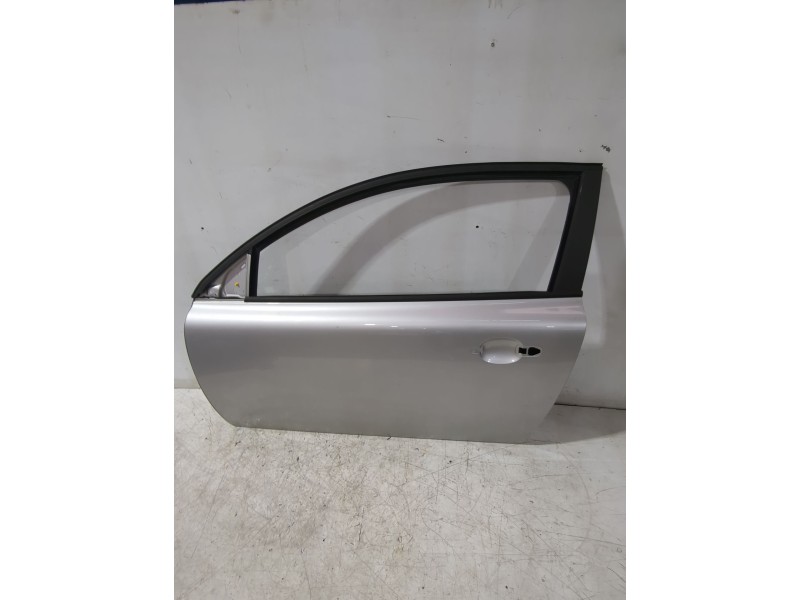 Recambio de puerta delantera izquierda para volvo c30 (533) 1.8 referencia OEM IAM 31335483  