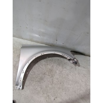 Recambio de aleta delantera derecha para volvo c30 (533) 1.8 referencia OEM IAM 31253950  