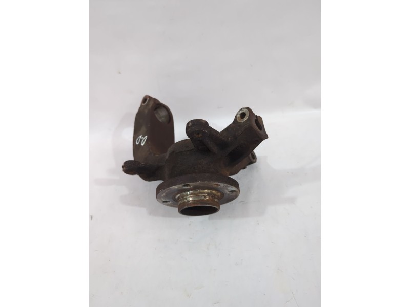 Recambio de mangueta delantera derecha para renault megane ii sedán (lm0/1_) 1.5 dci (lm1f) referencia OEM IAM 8200297032  