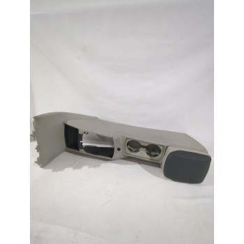 Recambio de consola central para volvo c30 (533) 1.8 referencia OEM IAM 8687407 / 39850270  