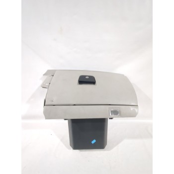 Recambio de guantera para volvo c30 (533) 1.8 referencia OEM IAM 39897395  