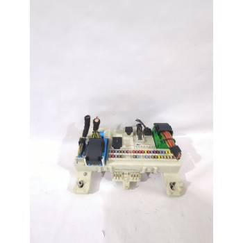 Recambio de caja reles / fusibles para volvo c30 (533) 1.8 referencia OEM IAM J5903/30765015  