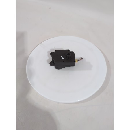 Recambio de motor apertura trampilla para volvo c30 (533) 1.8 referencia OEM IAM 4N5H19E6166652A  