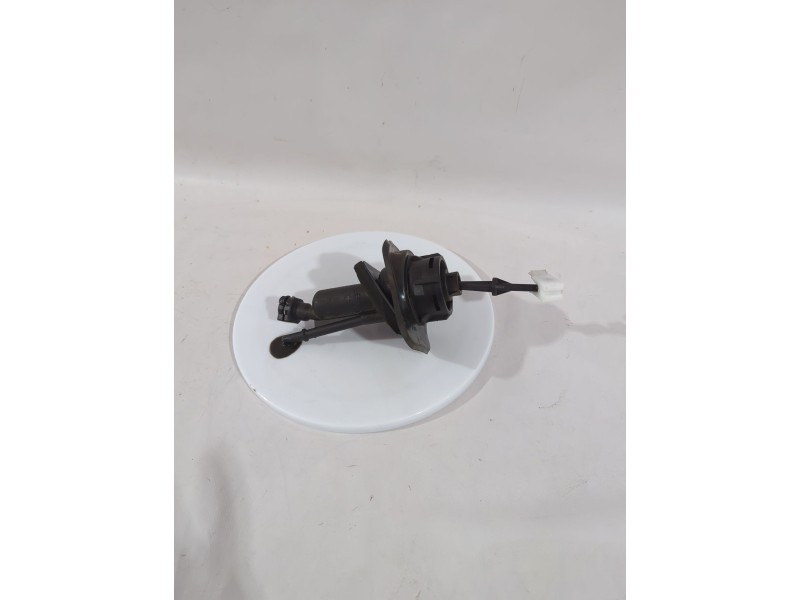 Recambio de bombin embrague para volvo c30 (533) 1.8 referencia OEM IAM 31367404 / 3M517A543AE  