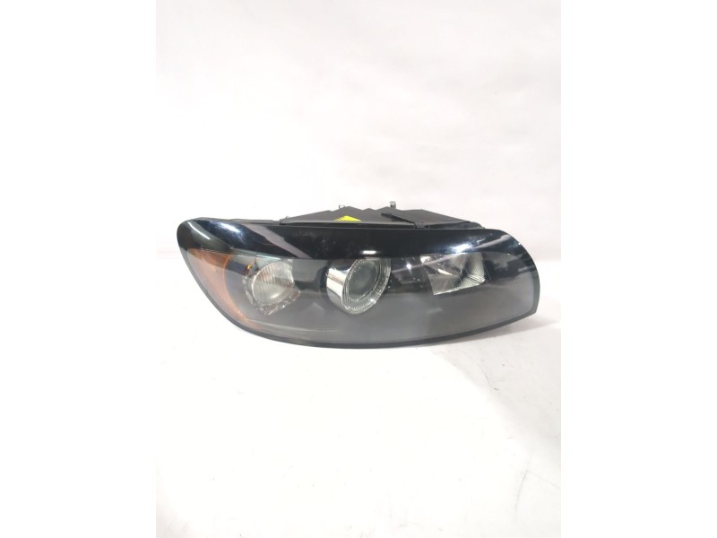 Recambio de faro derecho para volvo c30 (533) 1.8 referencia OEM IAM 31335200  