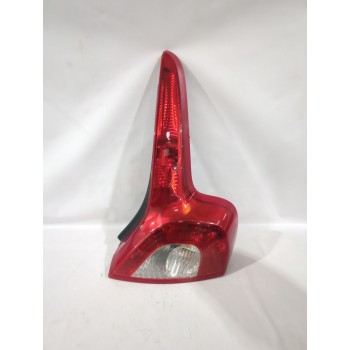 Recambio de piloto trasero derecho para volvo c30 (533) 1.8 referencia OEM IAM 31213918  