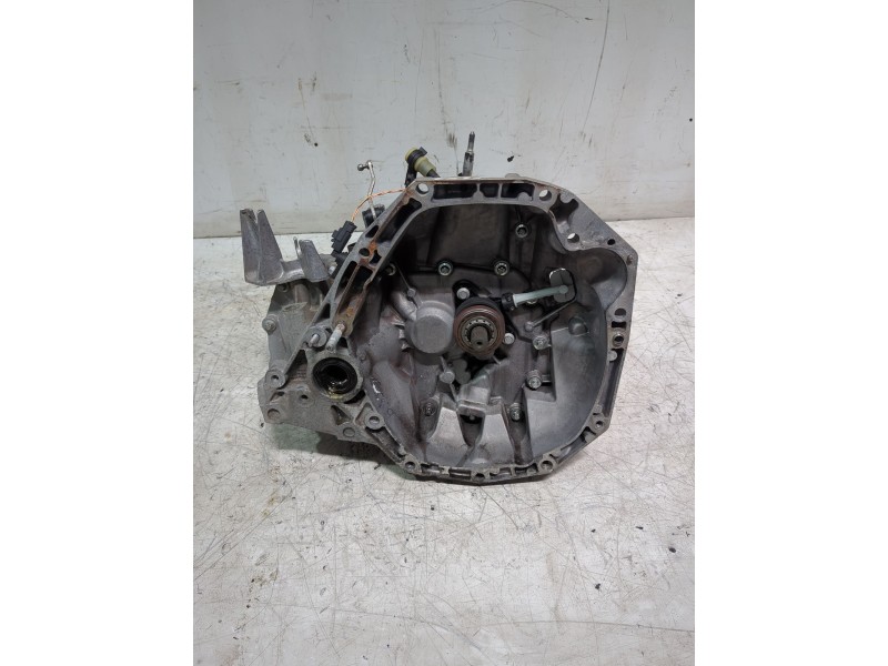 Recambio de caja cambios para renault megane ii sedán (lm0/1_) 1.5 dci (lm1f) referencia OEM IAM 7701723236  