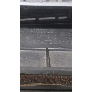 Recambio de rejilla aireadora para renault megane ii sedán (lm0/1_) 1.5 dci (lm1f) referencia OEM IAM A1007021  