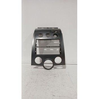 Recambio de moldura para renault megane ii sedán (lm0/1_) 1.5 dci (lm1f) referencia OEM IAM 8200155835  
