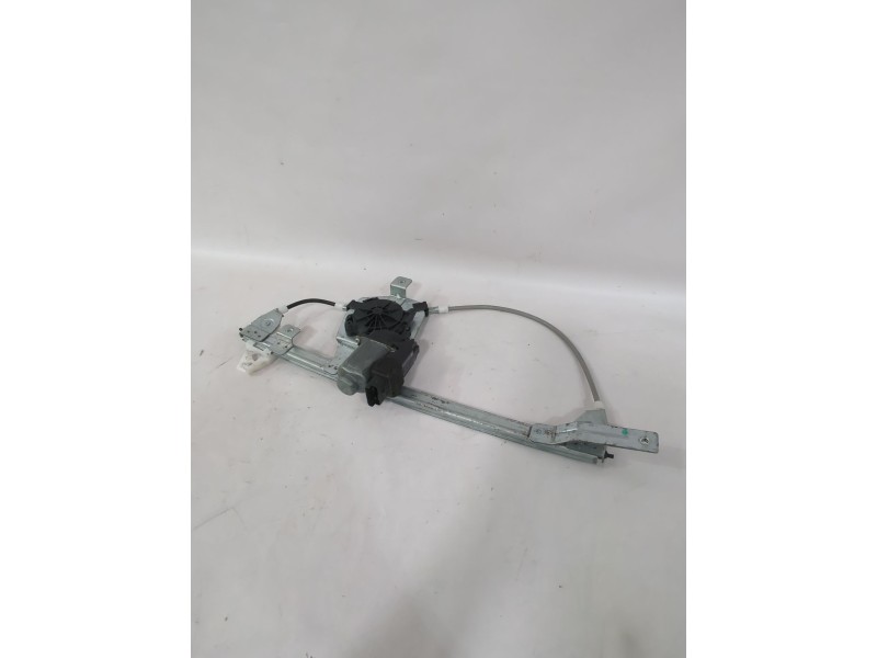 Recambio de elevalunas trasero izquierdo para renault megane ii sedán (lm0/1_) 1.5 dci (lm1f) referencia OEM IAM 8201010924  