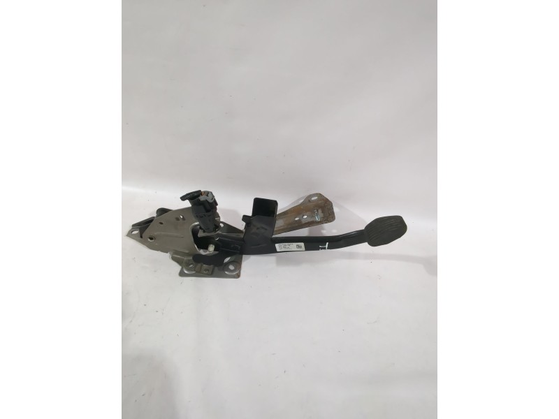 Recambio de pedal freno para volvo c30 (533) 1.8 referencia OEM IAM 31341384 / 30714997  