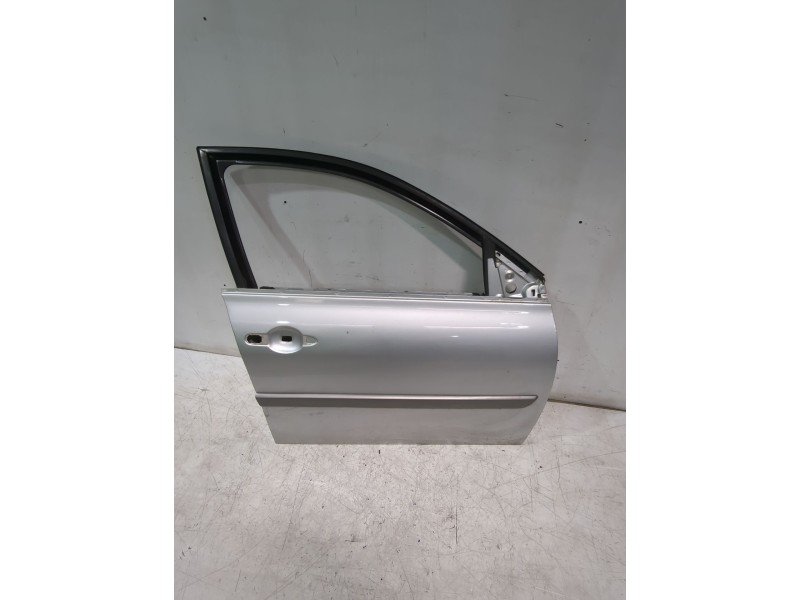 Recambio de puerta delantera derecha para renault megane ii sedán (lm0/1_) 1.5 dci (lm1f) referencia OEM IAM 7751473729  