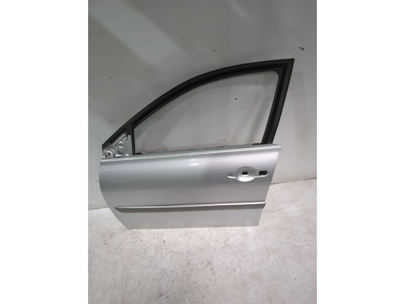 Recambio de puerta delantera izquierda para renault megane ii sedán (lm0/1_) 1.5 dci (lm1f) referencia OEM IAM 7751473728  