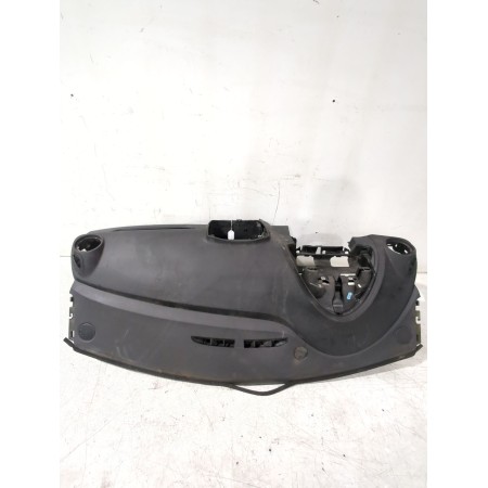 Recambio de salpicadero para renault clio iv (bh_) 0.9 tce 90 referencia OEM IAM 682001858R  