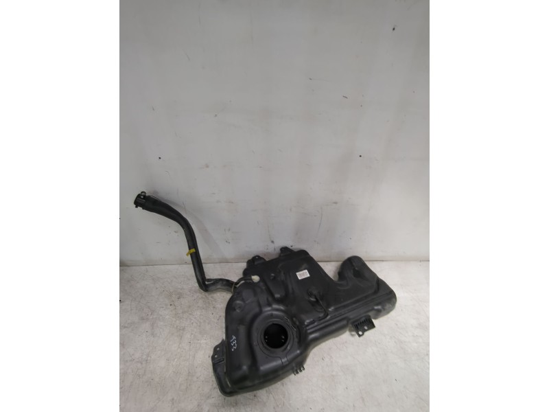 Recambio de deposito combustible para renault clio iv (bh_) 0.9 tce 90 referencia OEM IAM 172034867R / 172026342R  