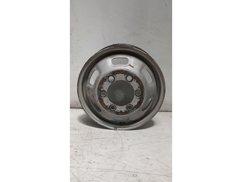 Recambio de llanta para iveco daily caja cerrada (1999 =>) 2.8 diesel cat referencia OEM IAM 504003566  