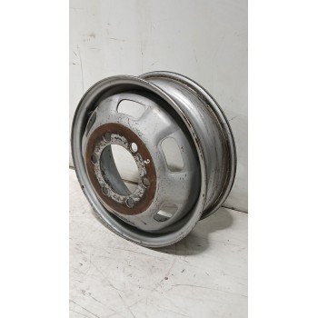 Recambio de llanta para iveco daily caja cerrada (1999 =>) 2.8 diesel cat referencia OEM IAM 504003566  