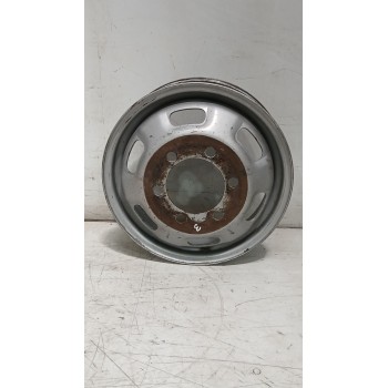 Recambio de llanta para iveco daily caja cerrada (1999 =>) 2.8 diesel cat referencia OEM IAM 504003566  