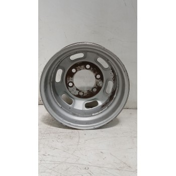 Recambio de llanta para iveco daily caja cerrada (1999 =>) 2.8 diesel cat referencia OEM IAM 504003566  